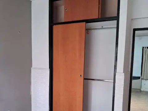 DEPARTAMENTO EN PLANTA BAJA CON PATIO EXPENSAS BAJAS