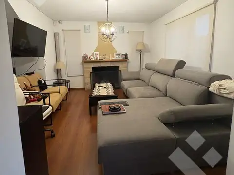 En venta | Casa de 4 dormitorios | Fincas de Plottier