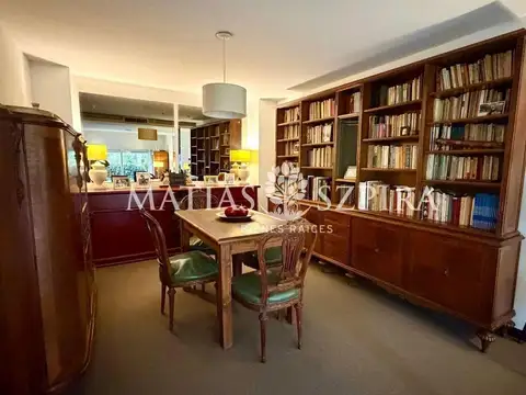 Depto Tipo Casa en Venta 40 años