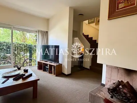 Depto Tipo Casa en Venta en Castelar, USD 147.000