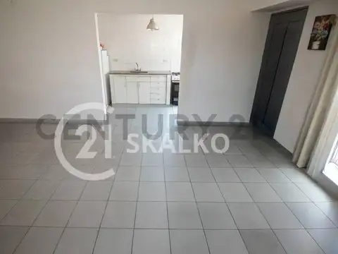 VENTA CASA INTERNA 2 DORMITORIOS 2 BAÑOS, TERRAZA, JARDIN ARIJON Y AYACUCHO, ROS