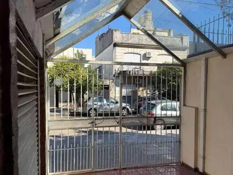 Depto Tipo Casa en Venta con 1 cocheras