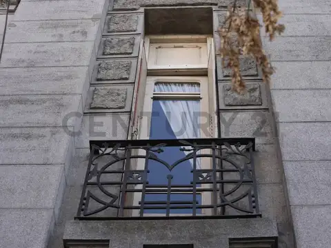 58 esq, 12 PH de 400 Mts Totales estilo Neoclasico