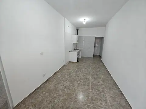 Contralmirante Cordero al 5700