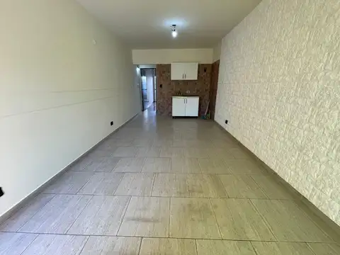Depto Tipo Casa en Alquiler de 2 ambientes