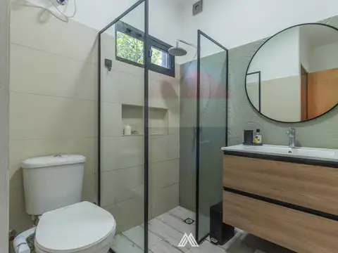 VENTA CASA DOS DORMITORIOS + APTO PARQUE DEL PLATA