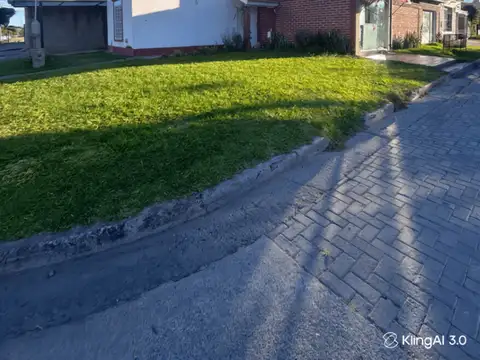 Casa en venta en El Huaico + 2 locales comerciales