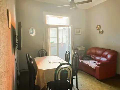 Venta de Departamento de 3 amb. en Flores