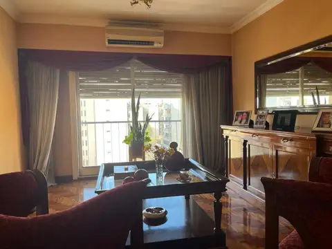 VENTA EXCELENTE 4 AMBIENTES EN PLENO LANUS ESTE