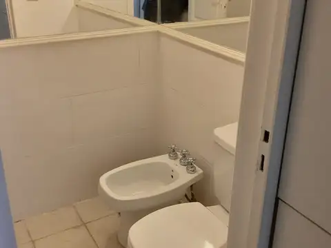 Depto Tipo Casa en Venta 70 años