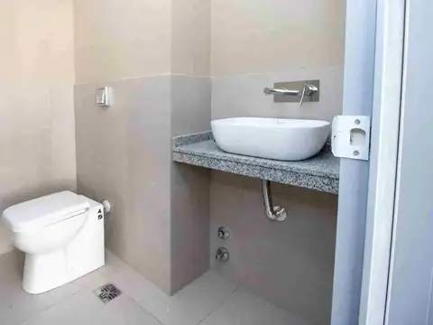 Oficina Monoambiente con 2 baños