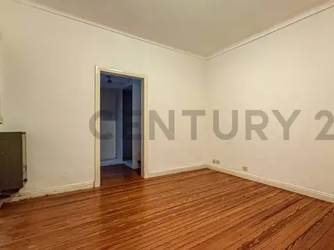 Casa en Alquiler con 1 cochera