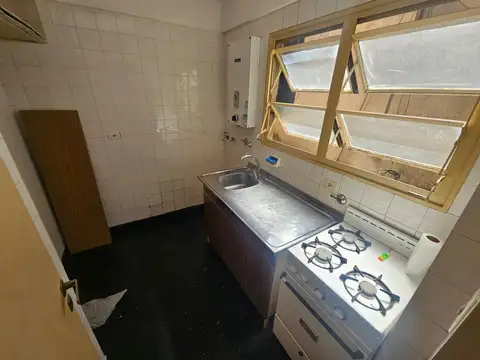 Tucuman 2100, Piso 2