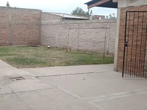CASA EN VENTA, CENTENARIO