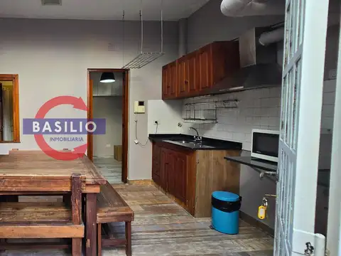 VENTA | PH AL FONDO 3 AMBIENTES A MEDIA CUADRA DE AV. MAIPÚ. ESMERALDA AL 1400