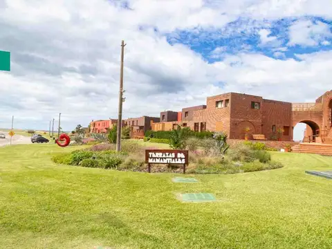 Local en Venta en Manantiales, USD 65.000