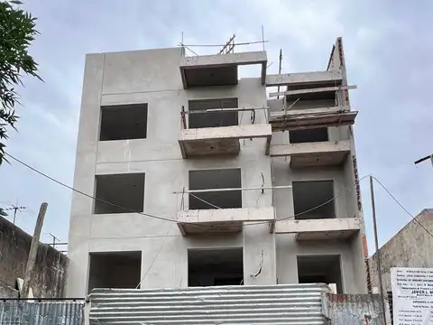 DEPARTAMENTO 3 AMB - PB CON 2 COCHERAS Y PATIO - ENTREGA AGOSTO 2026