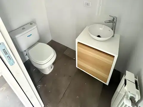 Casa en Alquiler con 1 cochera