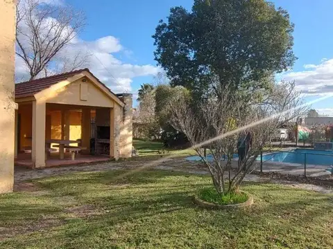 VENTA CASA EN PUEBLO ESTHER. 1380 M2 DE TERRENO.