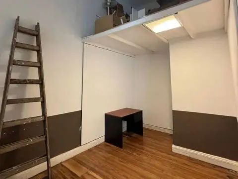 Depto Tipo Casa 7 ambientes con 2 baños