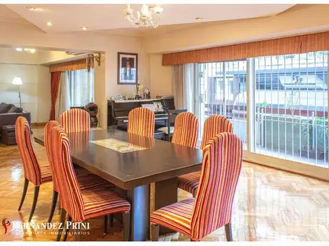 Membrillar 100, Piso 1