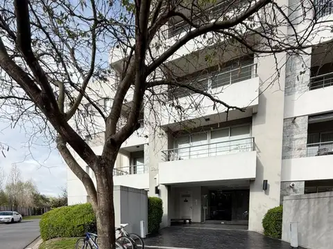 Departamento en Alquiler en Lagoon Pilar, $ 1.000.000