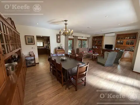 Casa en Venta con 1 cochera