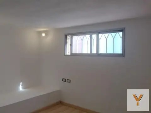 Depto Tipo Casa en Venta al Este