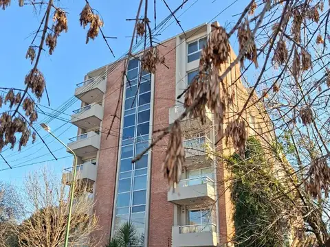 HERMOSO DPTO. 2 AMB. ZONA ITUZAINGÓ NORTE