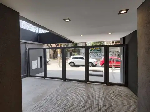 Venta de Cochera en Centro de Coronado