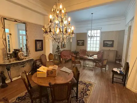 Santa Fe 1100, Piso 1