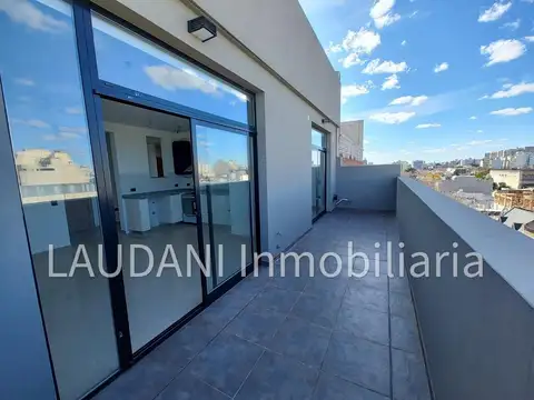 Depto 2 amb. al Frente A ESTRENAR 5º piso en Monte Castro