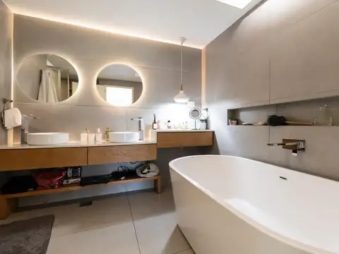 Casa en Venta en Belgrano R, USD 998.000