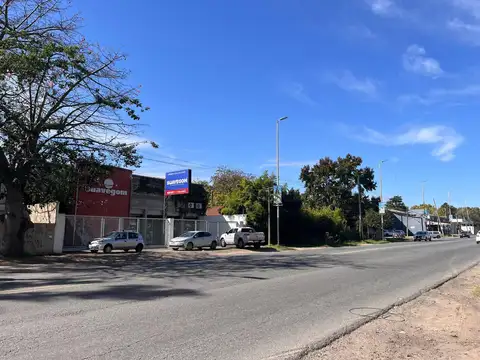 Local en Alquiler en Villa de Mayo, USD 5.000