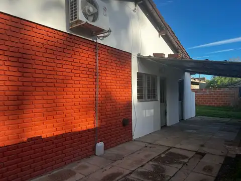 Casa en Venta en General Las Heras, USD 98.000