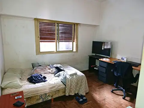 Casa en Venta con 4 cocheras