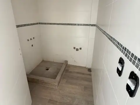 VENTA DEPARTAMENTO 3 AMBIENTESCON PATIO MERLO