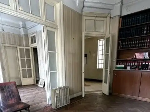 Departamento 8 ambientes con 1 baño