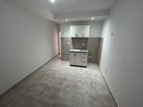GRAN OPORTUNIDAD 2 AMBIENTES AL FRENTE CON BALCON ESCUCHA OFERTAS