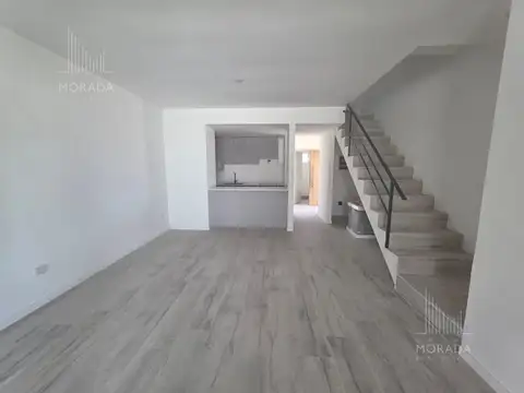 Casa 4 ambientes con 3 baños