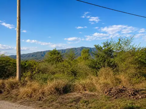 Terreno en Venta en Raco, USD 78.000