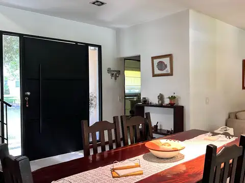 Barrio La Arboleda - De las Artes y Eva Peron