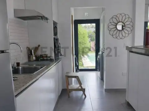 Casa 3 ambientes con 1 baño