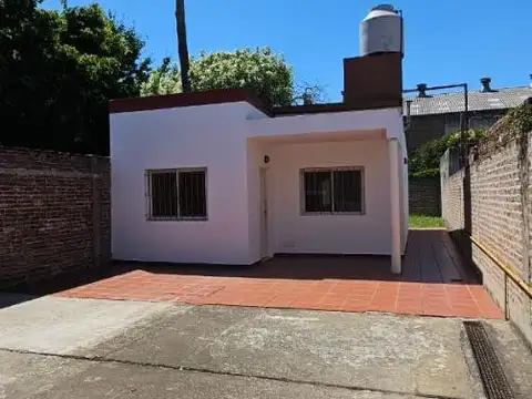 Almirante Brown 3900