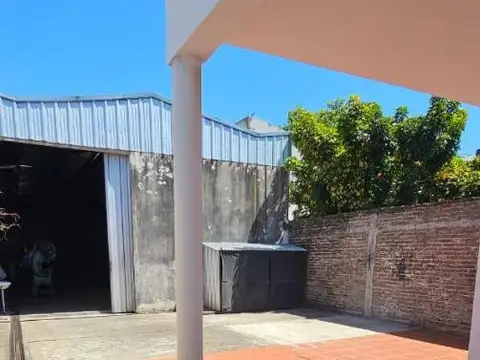 Galpon en Alquiler en Villa Ballester, $ 2.500.000