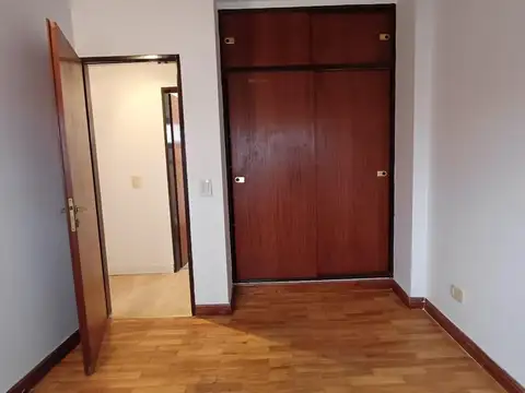 Depto Tipo Casa en Alquiler 26 años