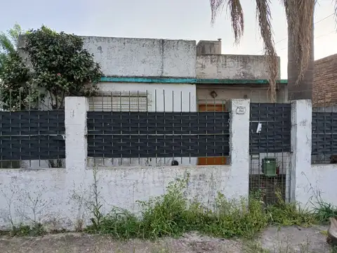 Casa apta crédto, con dos dormitorios