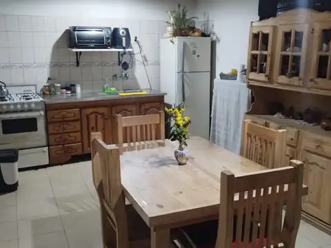 Departamento en venta - 2 Dormitorios 2 Baños - Longchamps