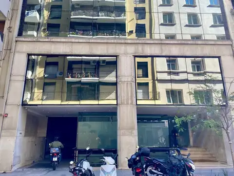 Oficina AAA alquiler Retiro con cochera