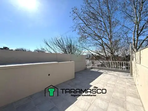 VENTA PH 3 AMB AL FRENTE A ESTRENAR CON TERRAZA EN DEVOTO